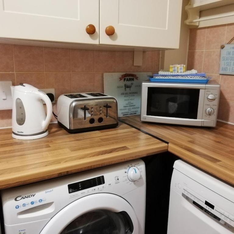 A Summer Place - Spacious Maisonette, Central Whitby, Sleeps 4, Close To Amenities Apartment Luaran gambar